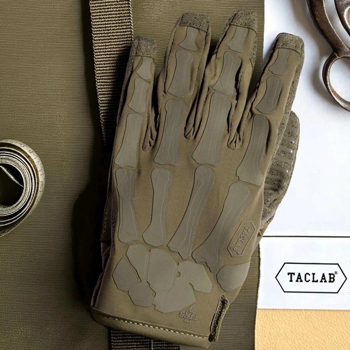 Why Do Shooters Cut the Trigger Finger Off Their Gloves?