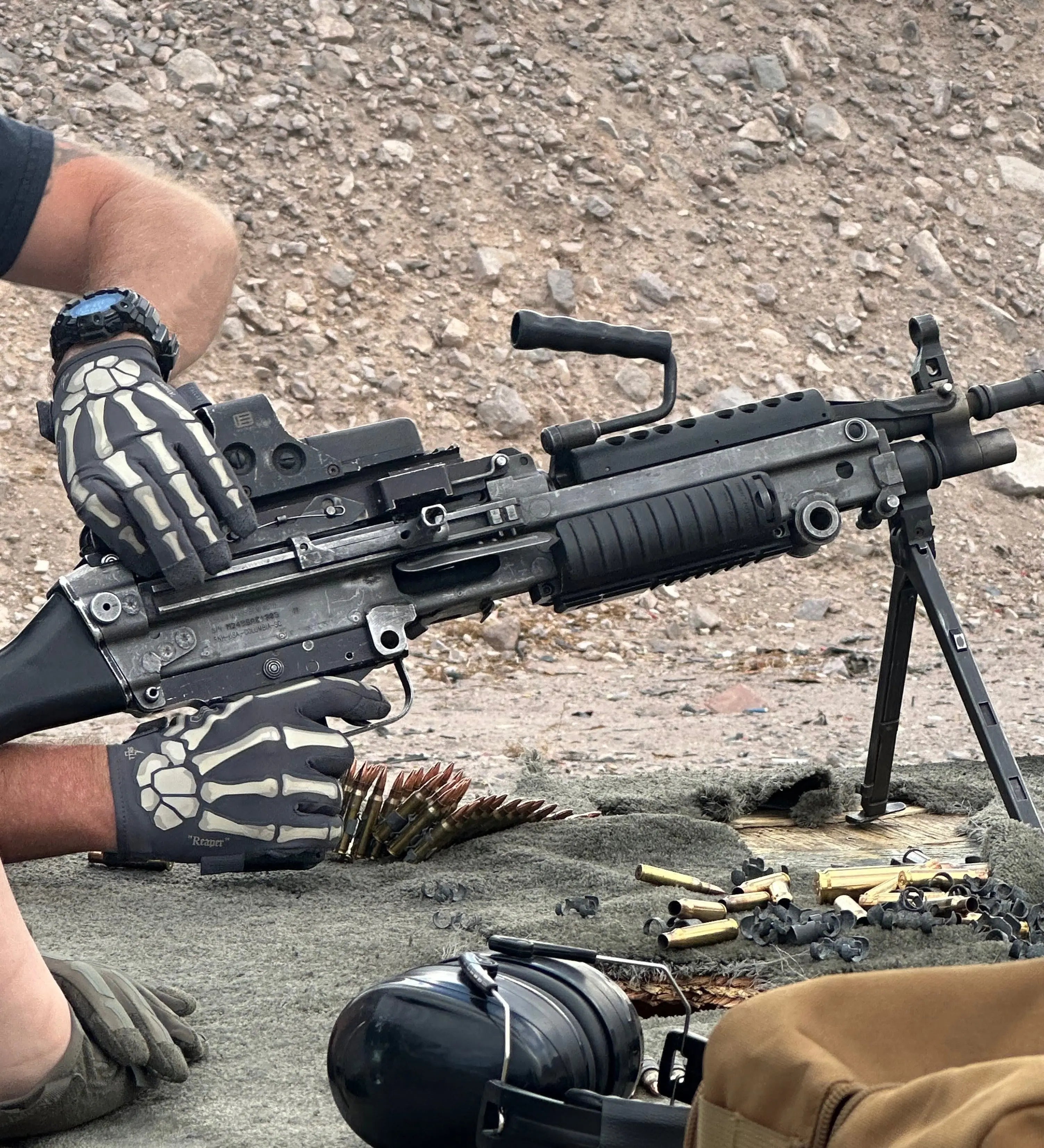 Using TACLAB Reaper High Dexterity Precision Tactical Shooting Gloves on the Range - TACLAB